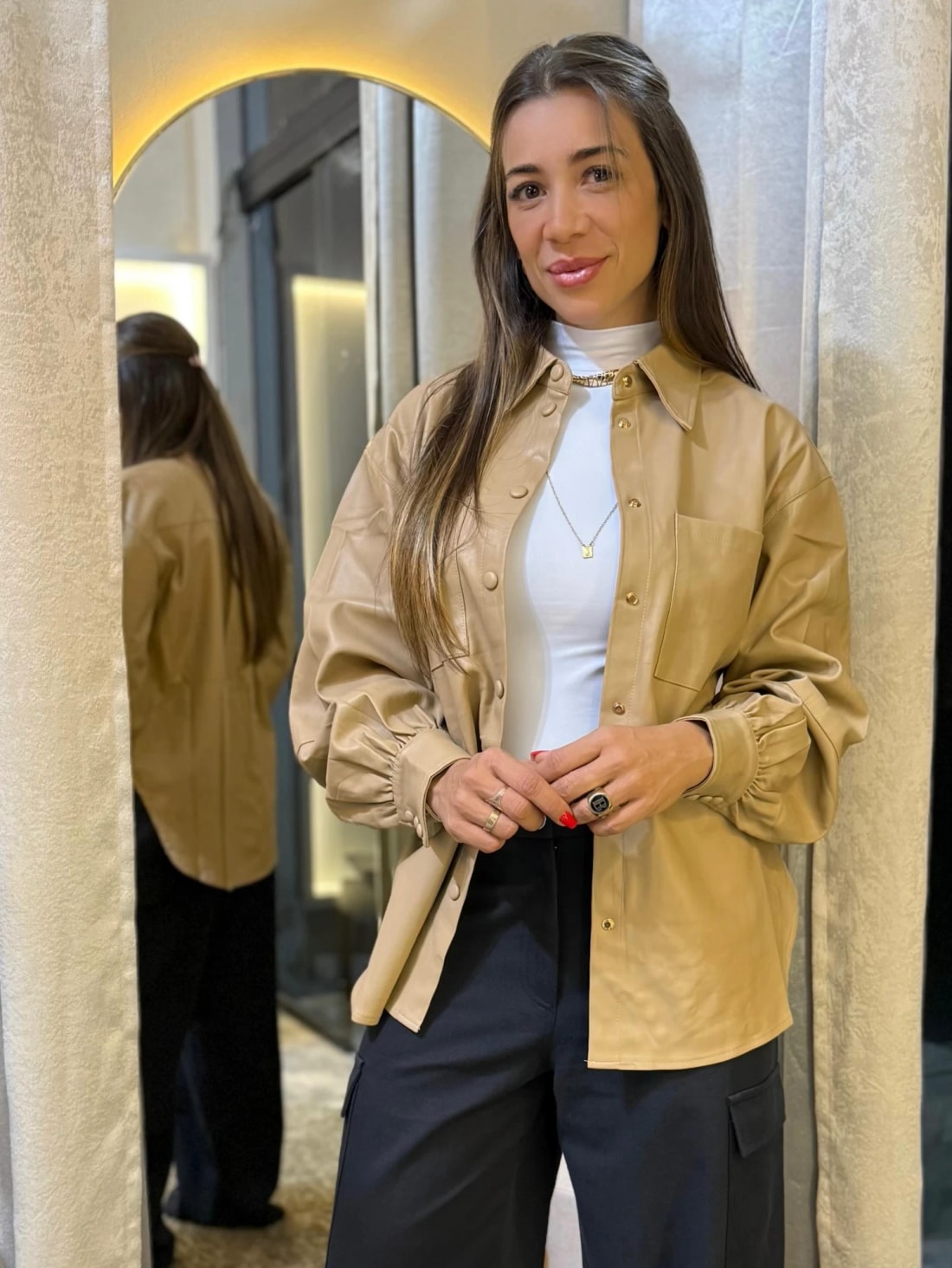 Camisa Couro Ecológico Oversized